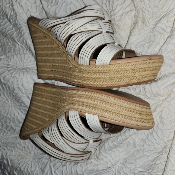 UGG Size 8 White Leather Tan Espadrille Wedge Platform Sandals - Picture 3 of 7